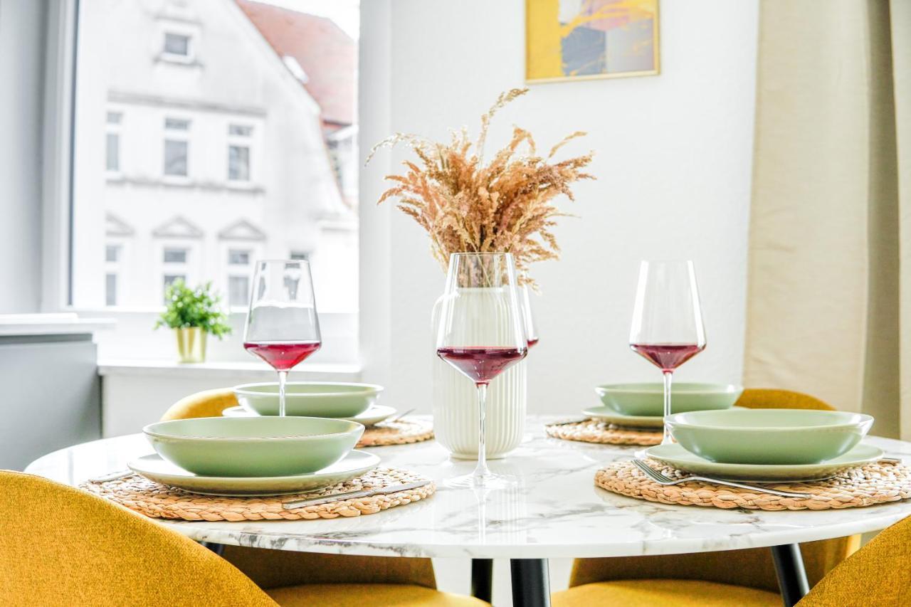 Homefy Come-Together Apartment - Balkon - Aufzug - Free Parking - Smart Tvs 埃森 外观 照片